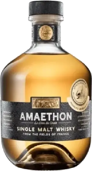Een fles Amaethon, uit het schap in de winkel in Bathmen
