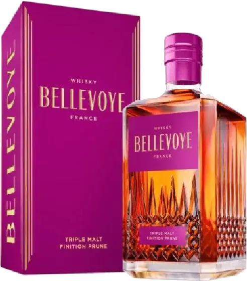 Een fles Bellevoye, uit het schap in de winkel in Bathmen