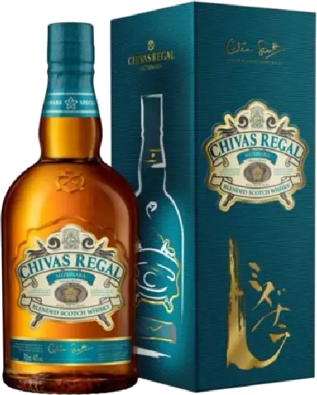 Een fles Chivas Regal, uit het schap in de winkel in Bathmen