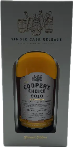 Een fles Cooper's Choice, uit het schap in de winkel in Bathmen