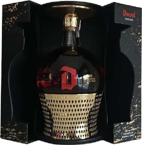 Een fles Duvel Moortgat, uit het schap in de winkel in Bathmen
