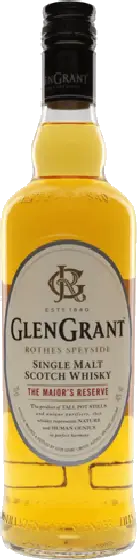Een fles Glen Grant, uit het schap in de winkel in Bathmen