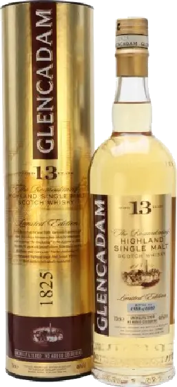 Een fles Glencadam, uit het schap in de winkel in Bathmen