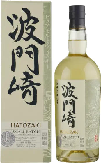 Een fles Hatozaki, uit het schap in de winkel in Bathmen