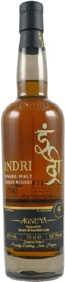 Een fles Indri, uit het schap in de winkel in Bathmen