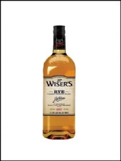 Een fles J.P. Wiser’s, uit het schap in de winkel in Bathmen