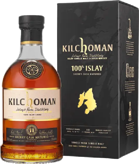 Een fles Kilchoman, uit het schap in de winkel in Bathmen
