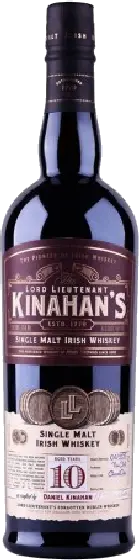 Een fles Kinahan's, uit het schap in de winkel in Bathmen