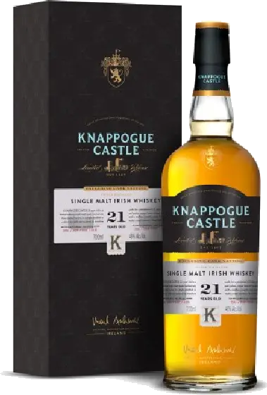 Een fles Knappogue Castle, uit het schap in de winkel in Bathmen
