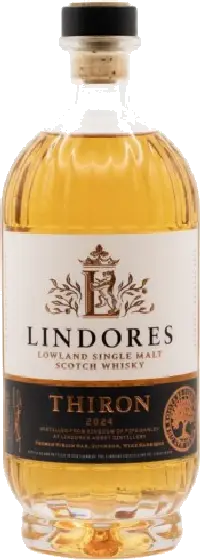 Een fles Lindores, uit het schap in de winkel in Bathmen