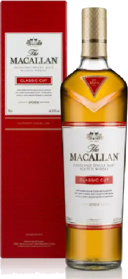 Een fles Macallan, uit het schap in de winkel in Bathmen