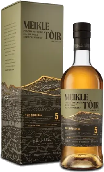 Een fles Meikle Toir, uit het schap in de winkel in Bathmen