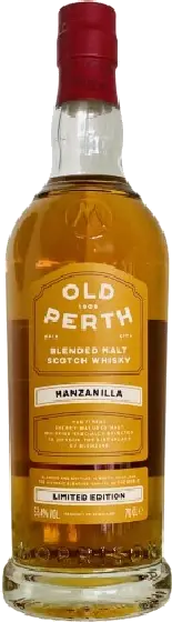 Een fles Old Perth, uit het schap in de winkel in Bathmen