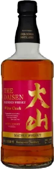 Een fles The Daisen, uit het schap in de winkel in Bathmen