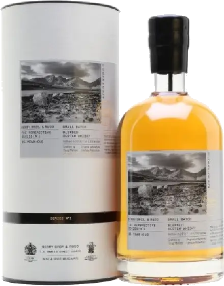 Een fles The Perspective Series, uit het schap in de winkel in Bathmen