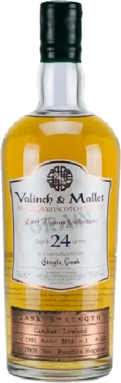 Een fles Valinch, uit het schap in de winkel in Bathmen