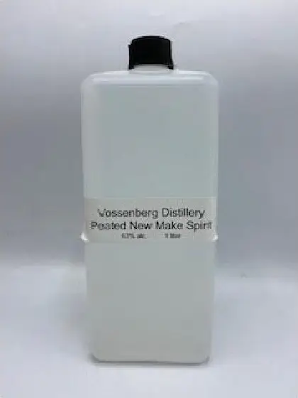Een fles Vossenberg, uit het schap in de winkel in Bathmen