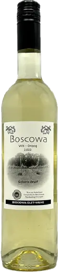Een fles Boscowa, uit het schap in de winkel in Bathmen