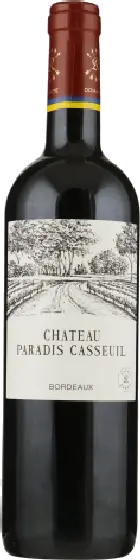 Een fles Château Paradis Casseuil, uit het schap in de winkel in Bathmen