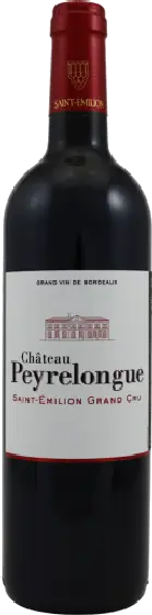 Een fles Château Peyrelongue, uit het schap in de winkel in Bathmen