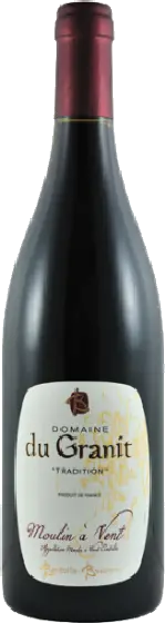 Een fles Domaine du Granit, uit het schap in de winkel in Bathmen