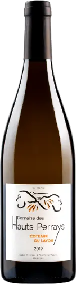 Een fles Domaine des Hauts Perrays, uit het schap in de winkel in Bathmen