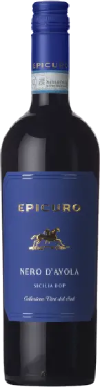 Een fles Epicuro, uit het schap in de winkel in Bathmen