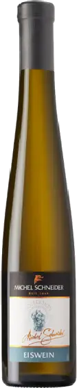 Een fles Michel Schneider, uit het schap in de winkel in Bathmen