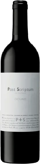 Een fles Post Scriptum de Chryseia, uit het schap in de winkel in Bathmen