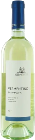 Een fles Sella & Mosca, uit het schap in de winkel in Bathmen