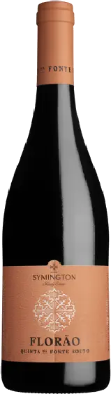 Een fles Symington, uit het schap in de winkel in Bathmen