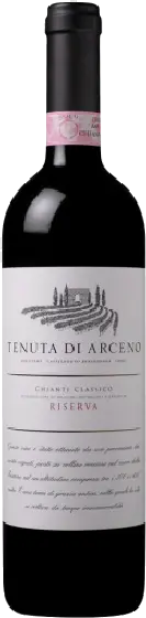 Een fles Tenuta di Arceno, uit het schap in de winkel in Bathmen