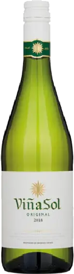 Een fles TORRES, uit het schap in de winkel in Bathmen