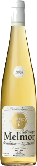 Een fles Warenghem, uit het schap in de winkel in Bathmen
