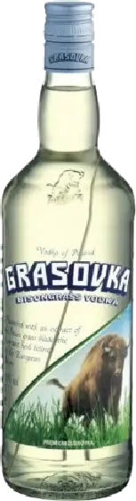 Een fles Grasovka, uit het schap in de winkel in Bathmen