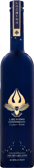 Een fles Luchino, uit het schap in de winkel in Bathmen