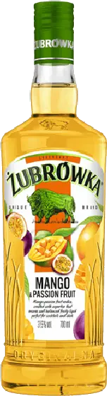 Een fles Zubrowka, uit het schap in de winkel in Bathmen