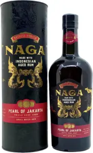 Fles Naga Rum Batavia Arrack Pearl of Jakarta Small Batch 2019, rum, bij slijterij t Bockje in Bathmen
