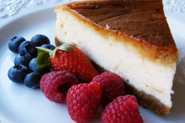 Cheesecake met rood fruit