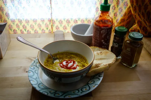 Linzencurry met koriander