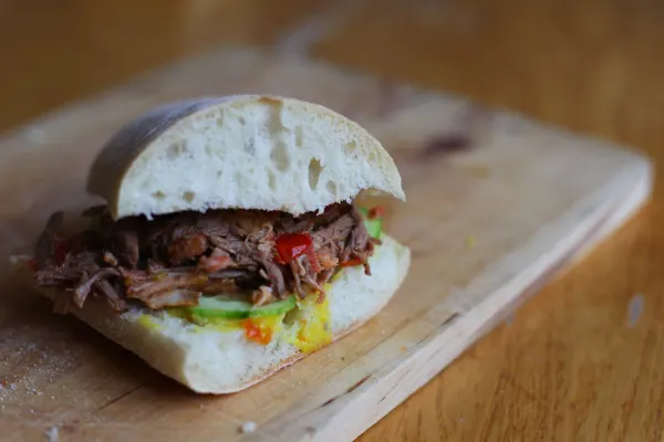 Pulled pork op een broodje
