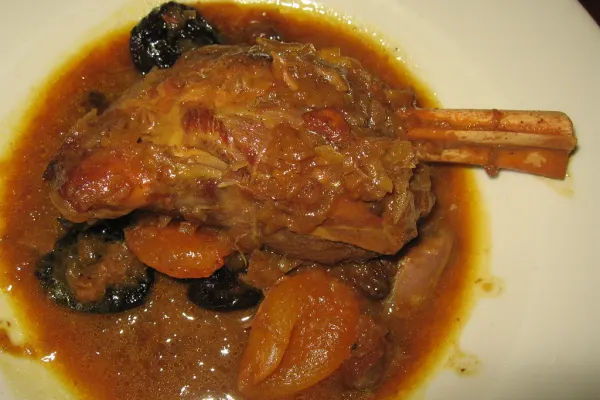 Tajine met lam en abrikoos