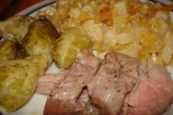 Varkenshaas met appel en salie