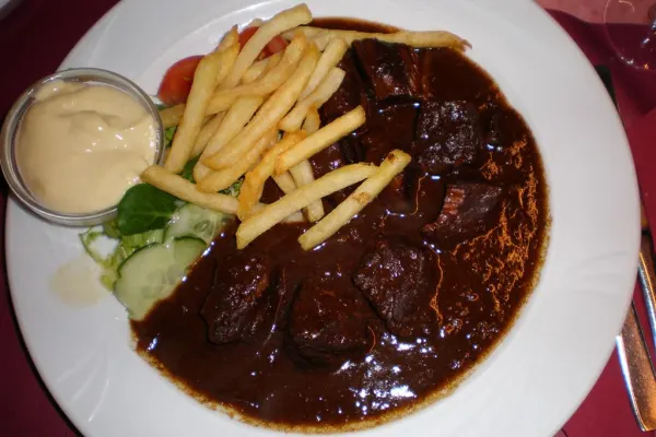 Vlaamse stoverij met friet