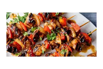 Kipspiesjes van de grill