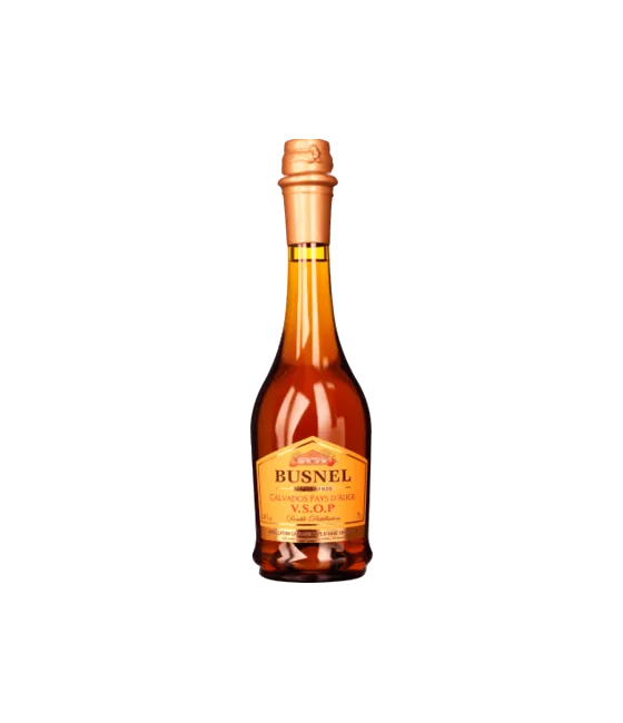 Busnel Calvados Pays d’Auge VSOP, fles bij slijterij t Bockje in Bathmen