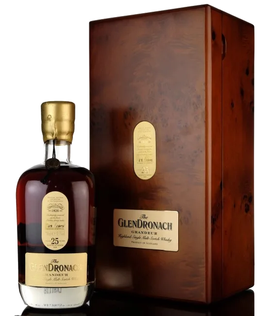 Glendronach 28 Years Old, fles bij slijterij t Bockje in Bathmen