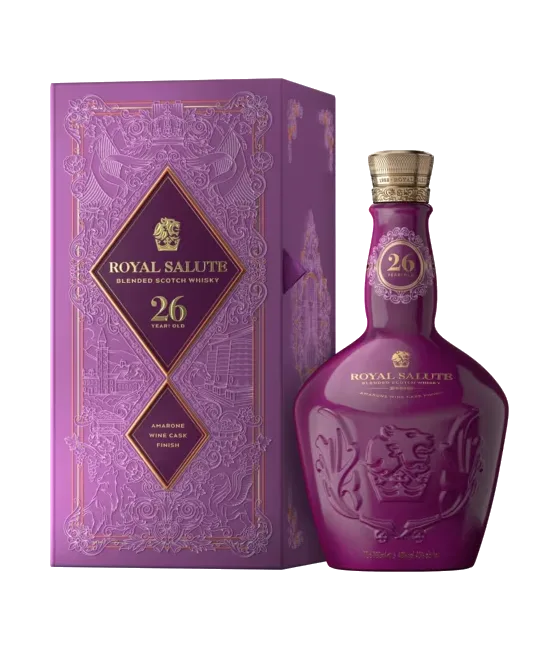 Chivas Regal Royal Salute 26 Years Old Amarone Cask Finish, fles bij slijterij t Bockje in Bathmen