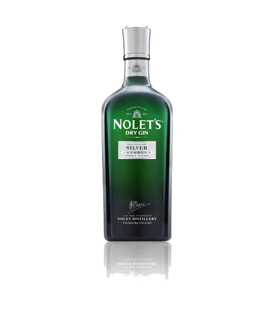 Nolet’s Silver Dry Gin, fles bij slijterij t Bockje in Bathmen