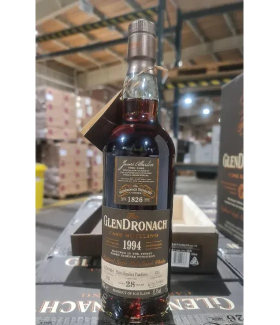 Glendronach 1994 28 Years Old Cask #475 PX Puncheon, fles bij slijterij t Bockje in Bathmen